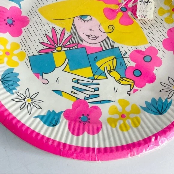 VINTAGE 70s Paper Plates Girl In Hat Bright Pink - Picture 4 of 4